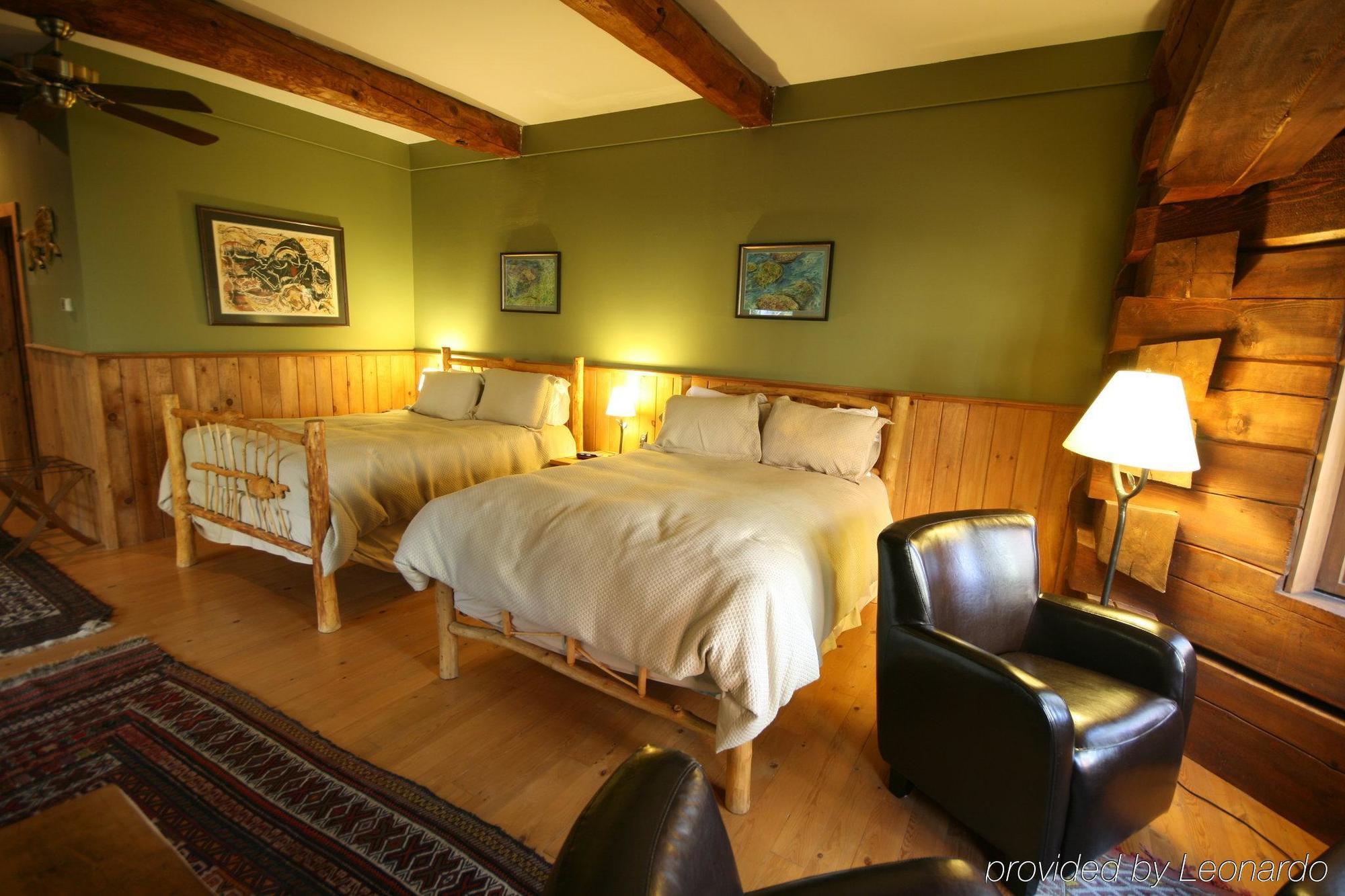 Trout Point Lodge Of Nova Scotia East Kemptville Esterno foto