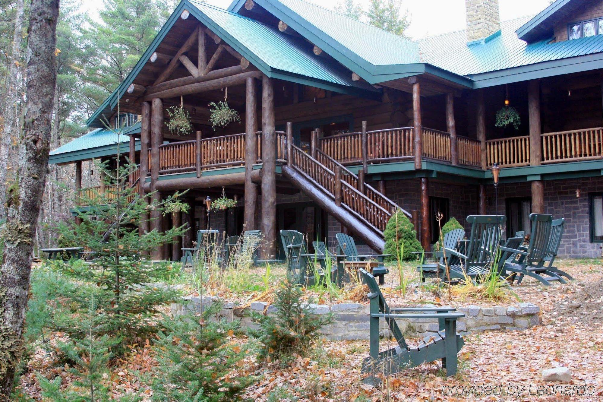 Trout Point Lodge Of Nova Scotia East Kemptville Esterno foto